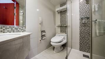 Corner Double Room (Myeong dong View) | Bathroom | Free toiletries, hair dryer, slippers, bidet