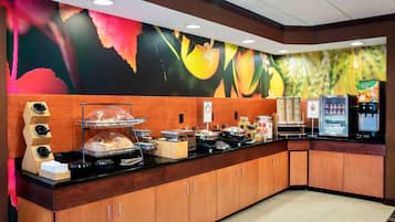 Petit déjeuner buffet compris tous les jours