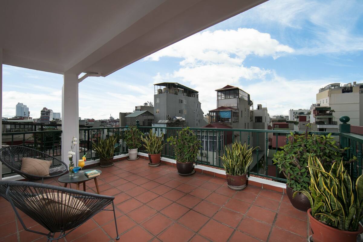 Suite (Street View) | Balkon
