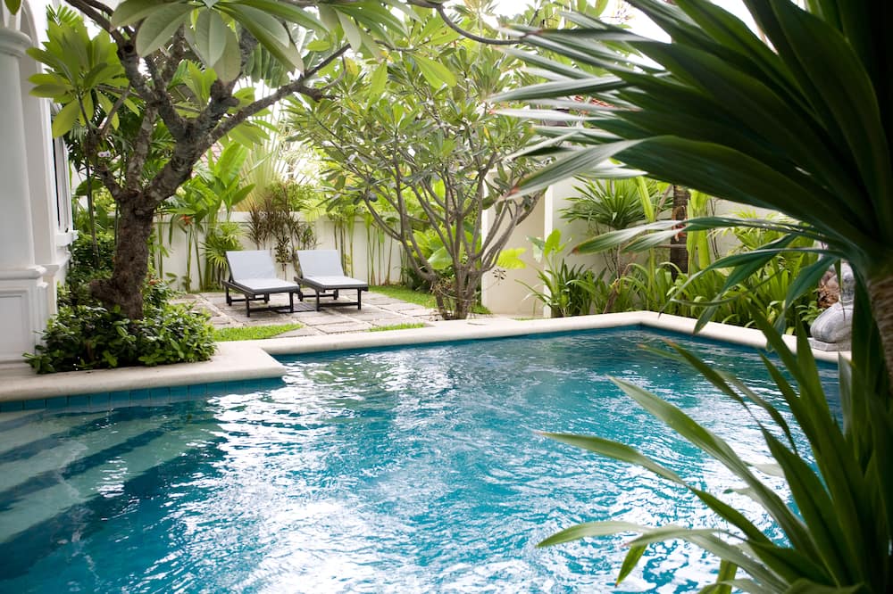 Palm Grove Resort