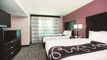 Suite, 2 Queen Beds, Non Smoking