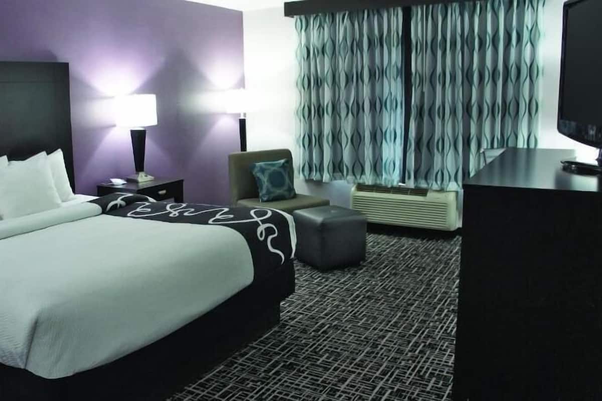 Premium bedding, desk, blackout drapes, iron/ironing board