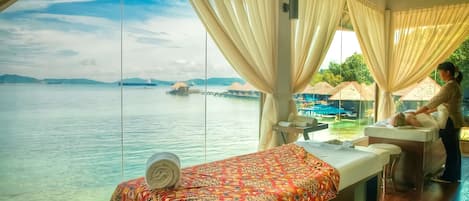Couples treatment room(s), hot tub, body treatments, aromatherapy