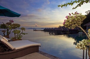 Outdoor pool, pool umbrellas
