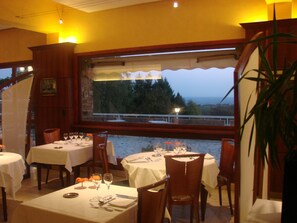Restaurant - Hôtel authentic by balladins – Rodez / Le Ségala (Baraqueville)