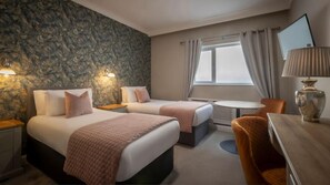 Twin Room | In-room safe, desk, iron/ironing board, free WiFi