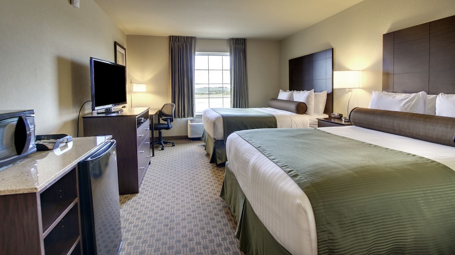 Cobblestone Inn & Suites - Brillion