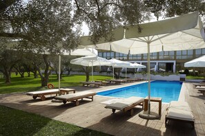 Family Room, Garden View, Poolside | Premium bedding, minibar, in-room safe, desk