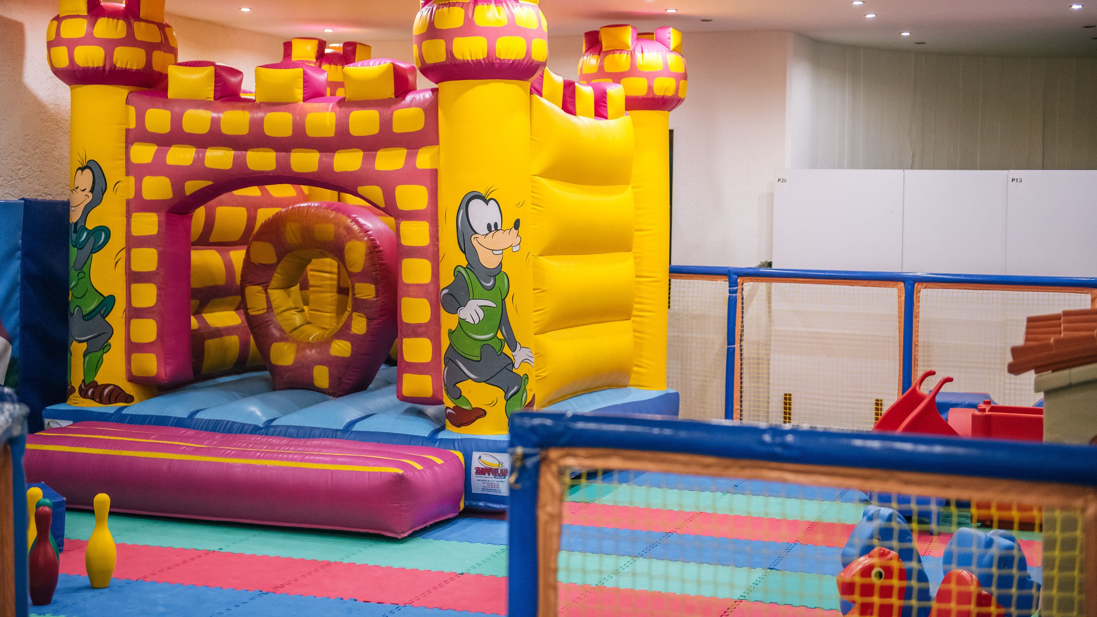children’s play area – indoor