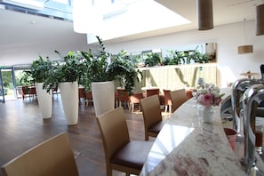 Bar (on property) - Hotel Magnetberg Baden (Baden-Baden)