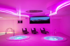 双人护理室、热水浴缸、土耳其浴、身体护理、体膜护理、身体磨砂