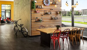 Bicycling - Vienna House Easy by Wyndham Pilsen (Plzen)