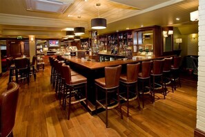 Bar (on property) - Lawlors Hotel (Dungarvan)