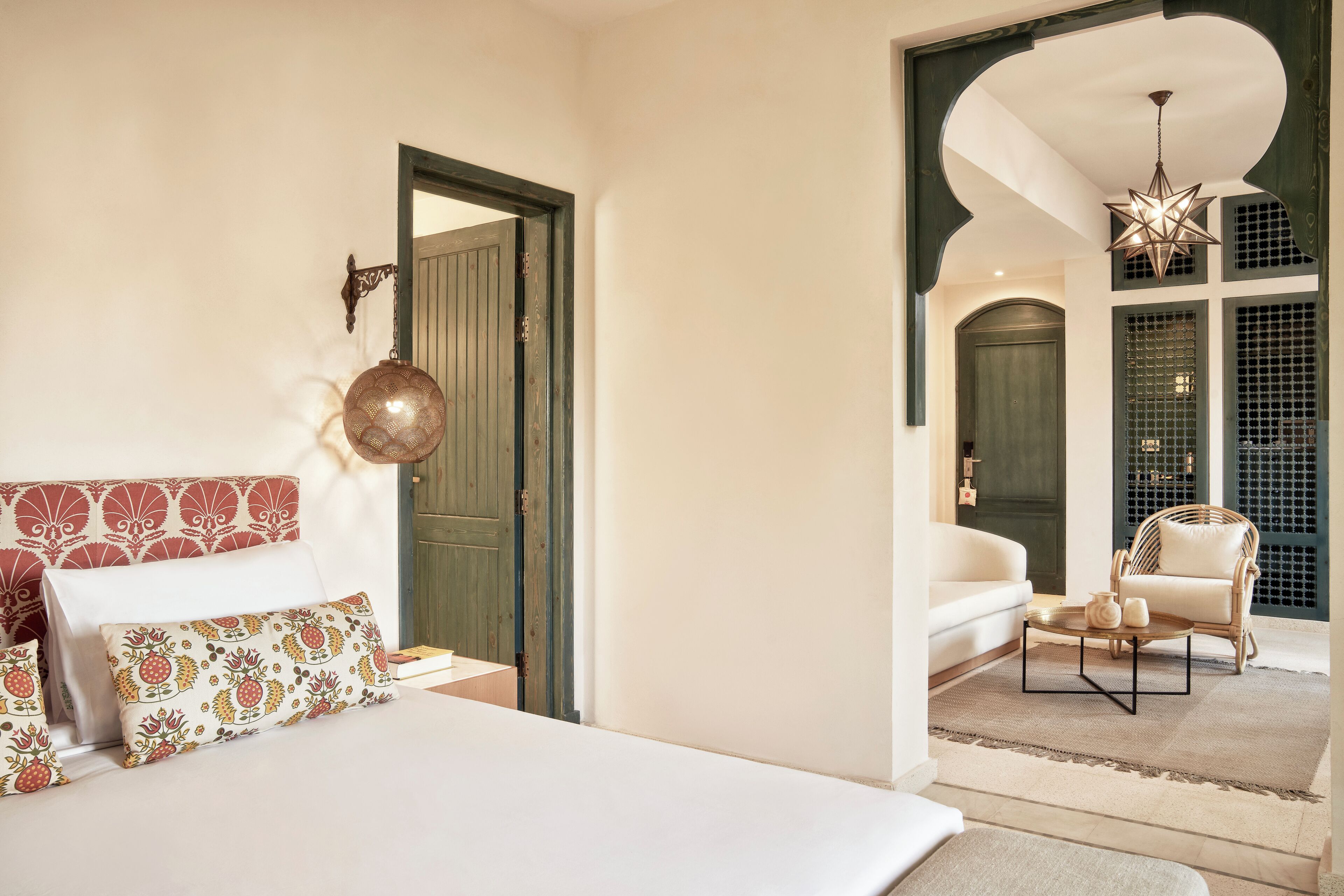 Ali Pasha Suite | Premium bedding, in-room safe, iron/ironing board (on request)