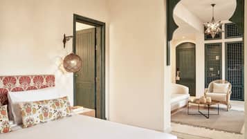 Ali Pasha Suite | Premium bedding, in-room safe, iron/ironing board (on request)