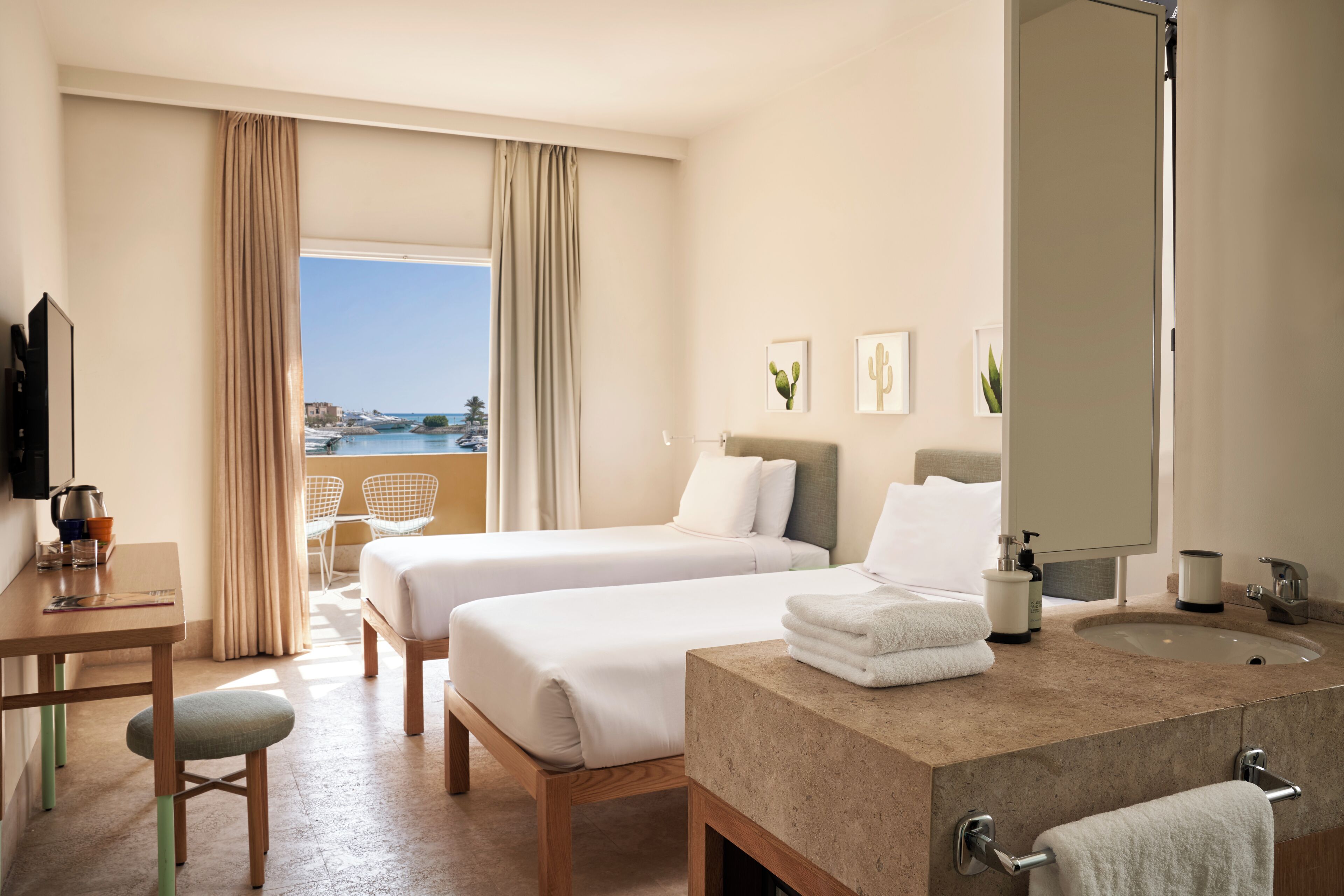 superior marina view balcony | 1 bedroom, minibar, in-room safe, desk