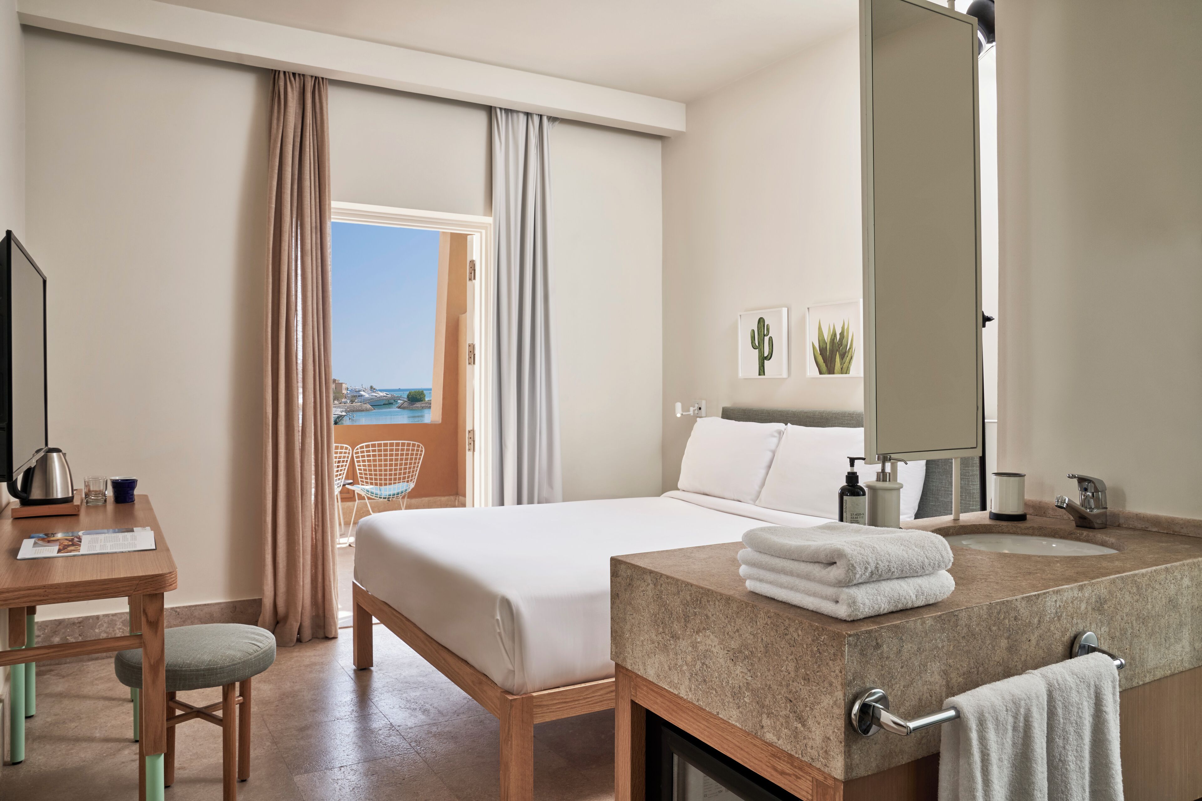 Foto - Captain's Inn Hotel