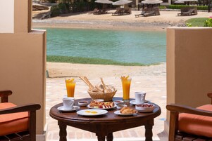 Desayuno