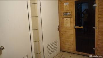 Kroppsbehandlinger, aromaterapi, kroppsinnpakning og kroppsskrubb