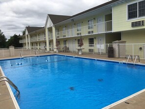 Seasonal outdoor pool