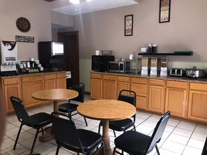 Restaurant - Spinning Wheel Inn Branson (Branson)