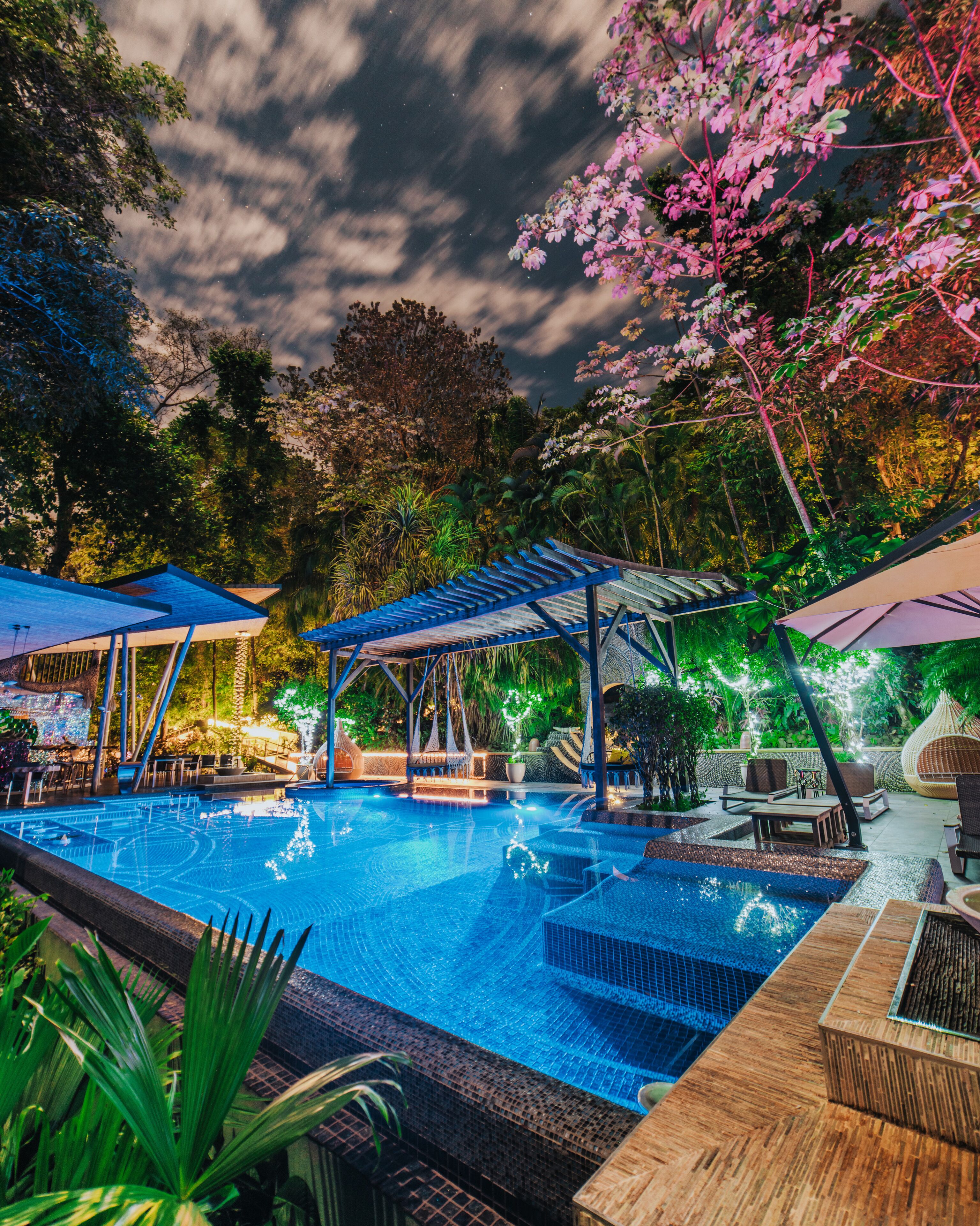 Fassade der Unterkunft – Abend/Nacht