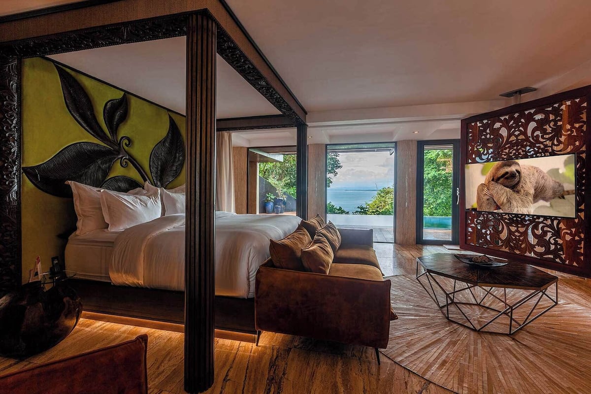 Villa de lujo, 1 cama King size, alberca privada | Sábanas de algodón egipcio, ropa de cama de alta calidad y edredón