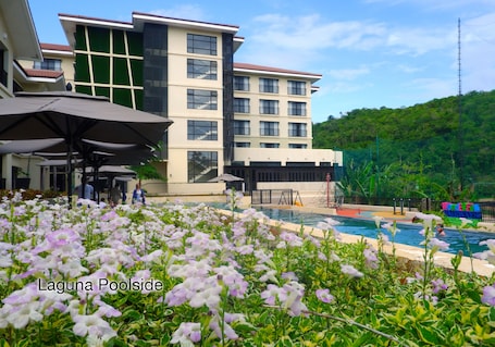 Exterior. Fairways and Bluewater Boracay
