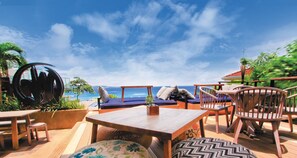 10 restaurants, breakfast, lunch, dinner served; international cuisine - Fairways and Bluewater Boracay (Boracay Island)