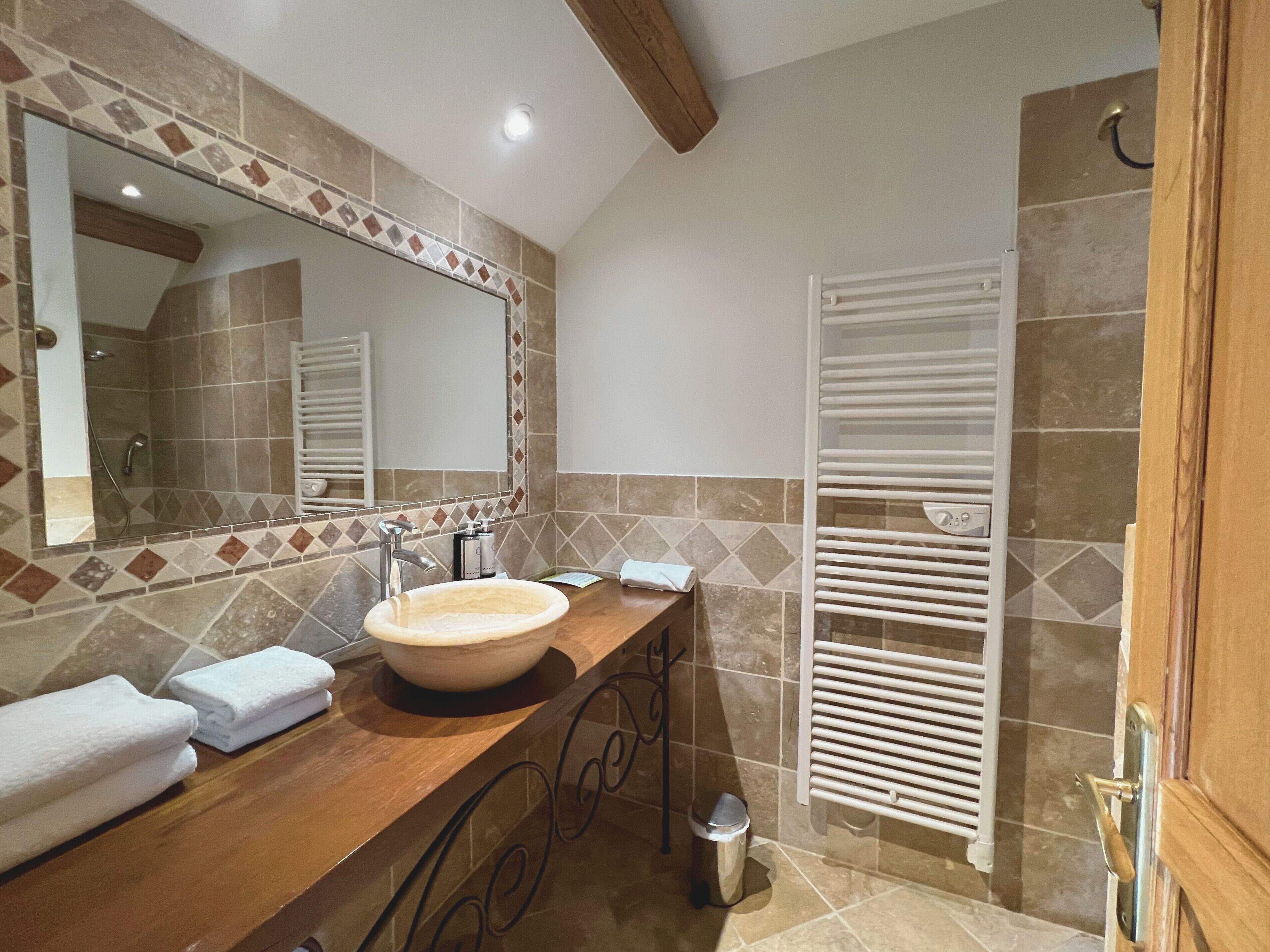 double room - annex | bathroom | free toiletries, hair dryer, towels