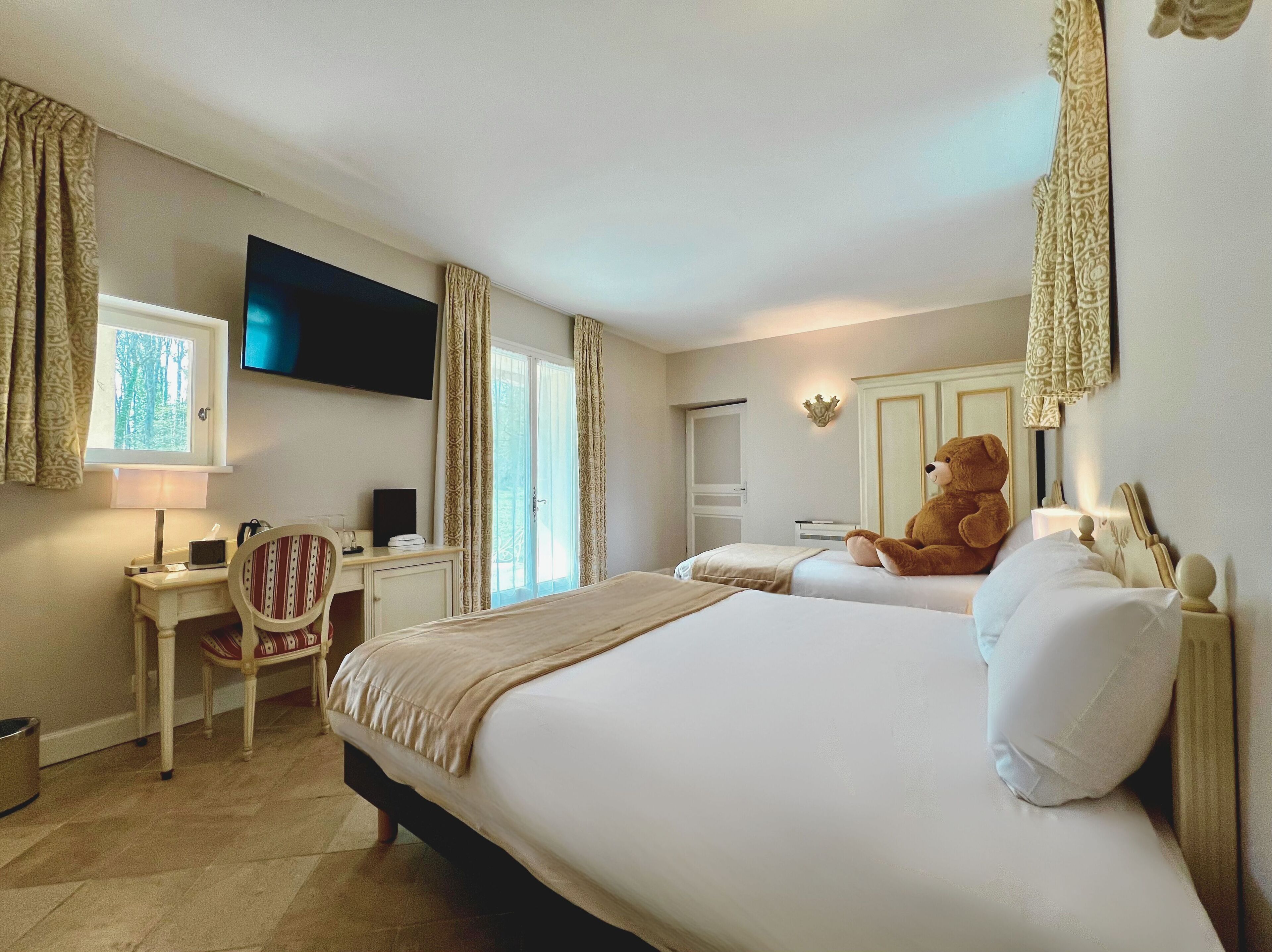 triple room - annex | premium bedding, in-room safe, desk, free wifi