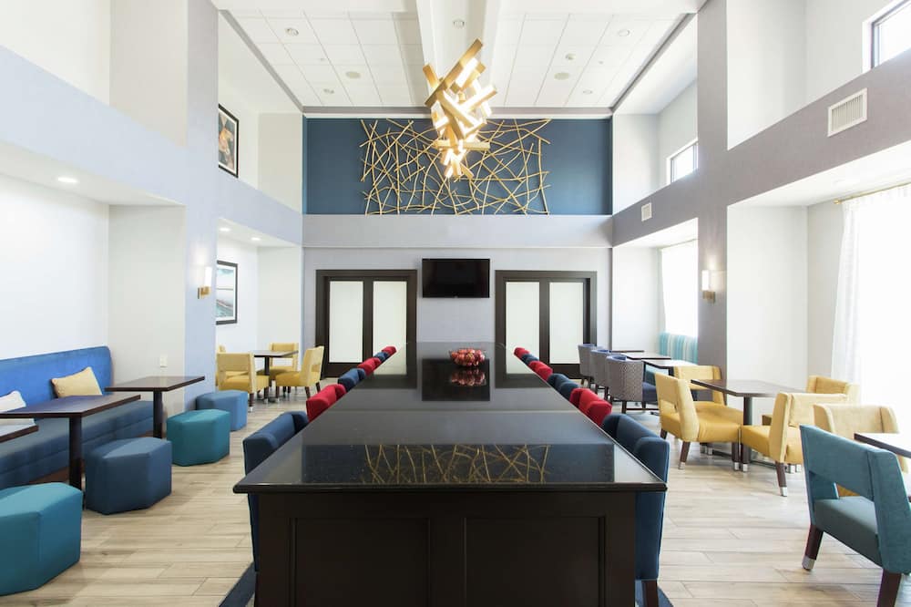 Hampton Inn & Suites Ankeny
