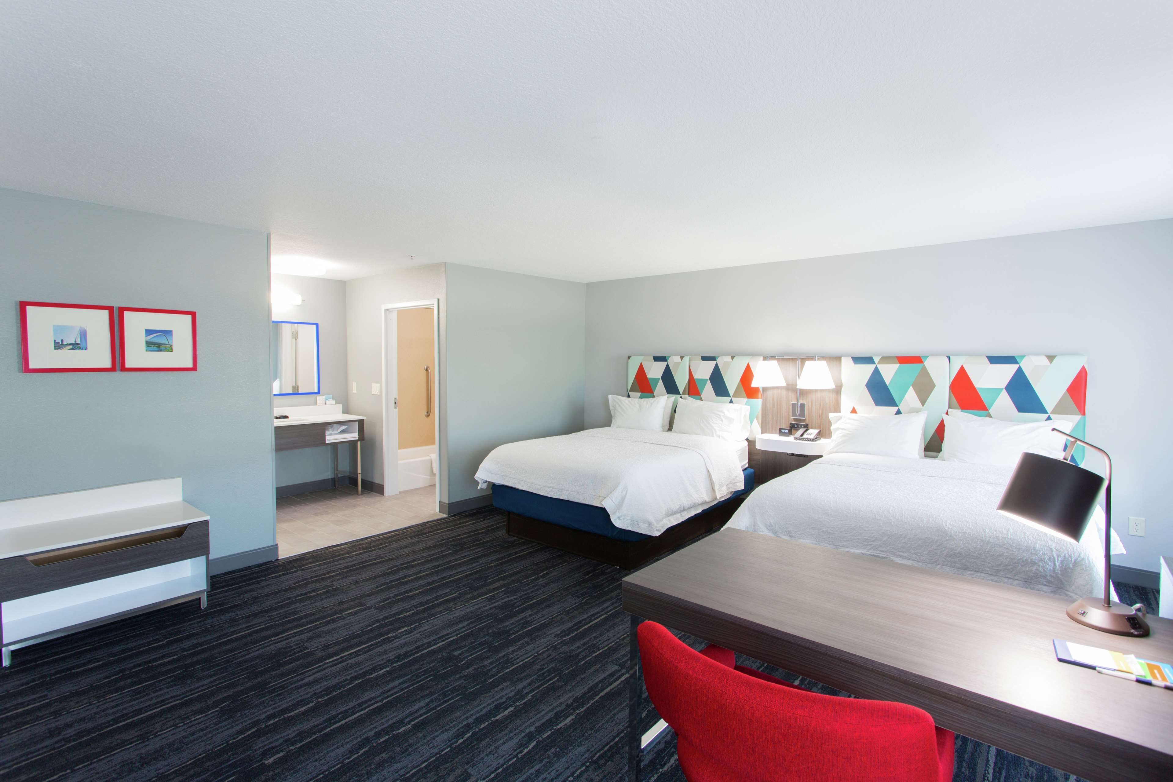 two queens studio suite non smoking | living area | 37-inch flat-screen tv with satellite channels, tv