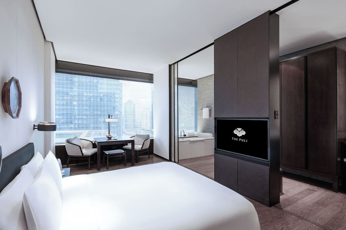 1 غرفة نوم وأغطية فراش متميزة وألحفة محشوة بالريش وأسرّة تيمبور بديك