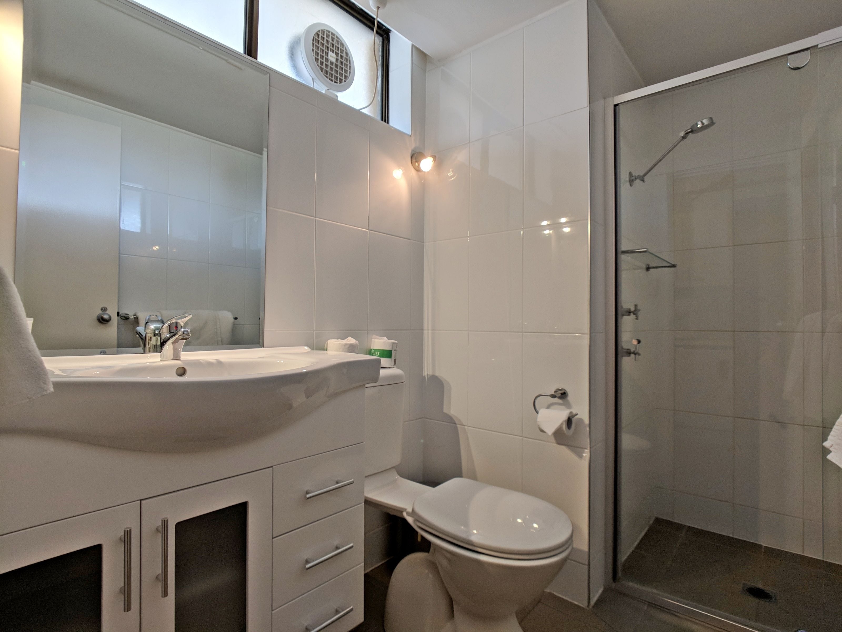 superior king and single room  | bathroom | shower, free toiletries, hair dryer, towels