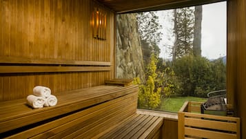 Sauna, body treatments, aromatherapy, 2 treatment rooms, massages