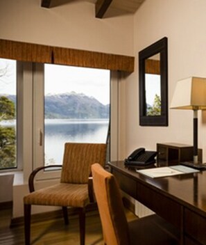 Minibar, in-room safe, desk, free cots/infant beds