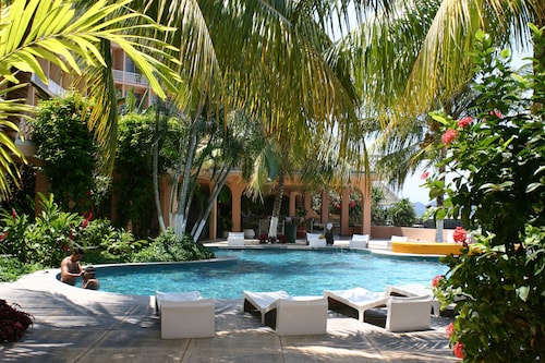 Playa de Santiago Hotel