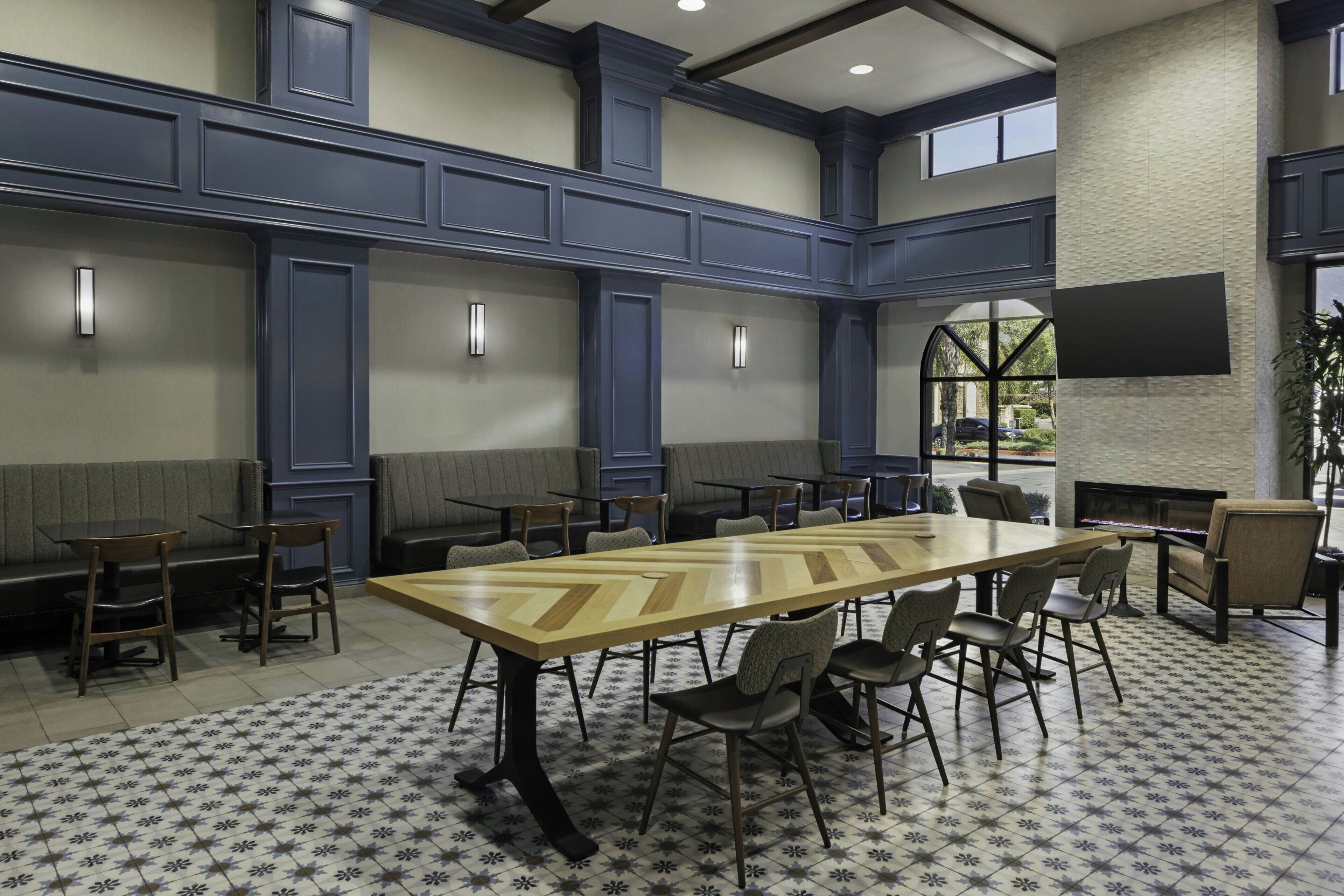 Foto - Four Points by Sheraton, Ontario-Rancho Cucamonga