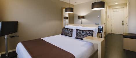 Down comforters, in-room safe, desk, blackout drapes