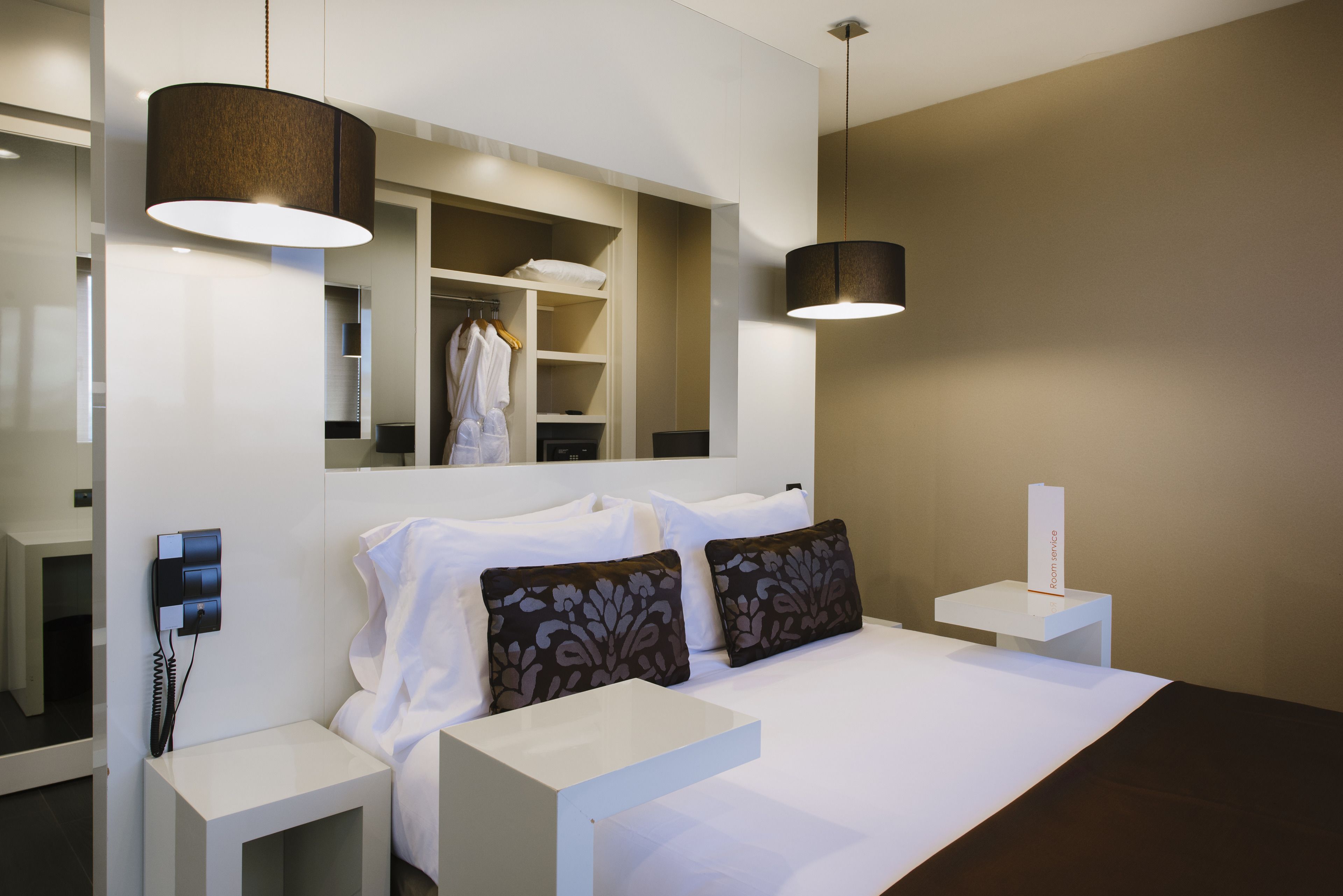 superior room, 1 double or 2 single beds | down duvets, in-room safe, desk, blackout curtains