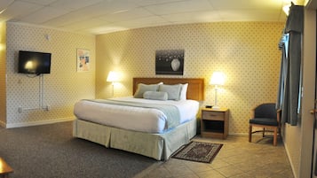 客房, 1 張特大雙人床及 1 張梳化床 | 熨斗/熨衫板、免費 Wi-Fi