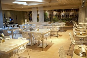 Lunch and dinner served, Mediterranean cuisine