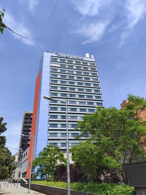 Front of property - Hotel Badalona Tower (Badalona)