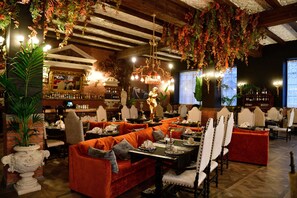 Breakfast, lunch and dinner served - Sacred Mansion (Nevsehir)