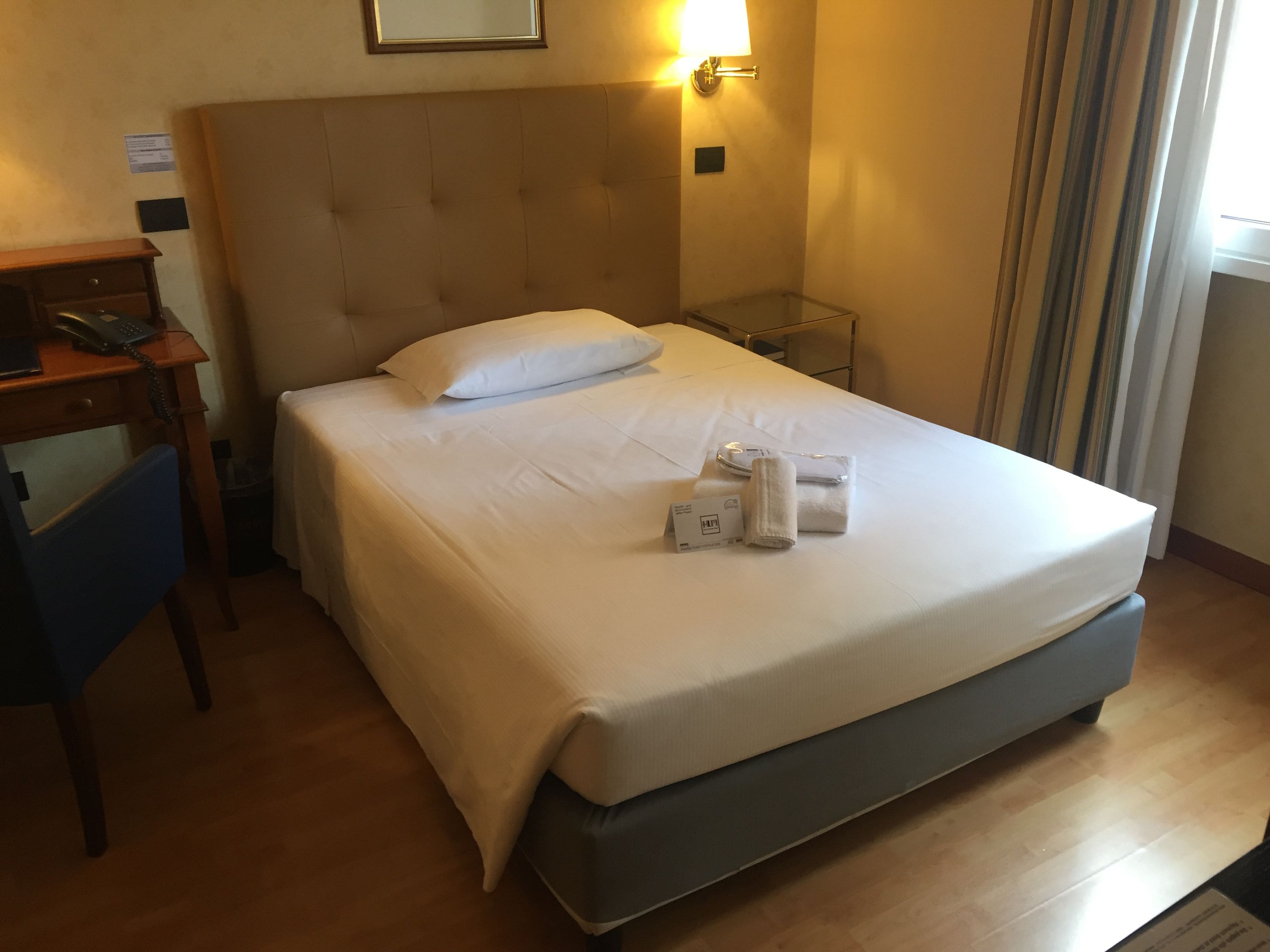 1 bedroom, premium bedding, down duvets, minibar