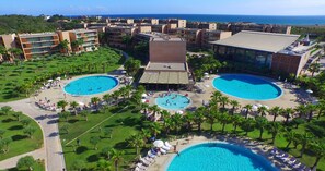 Outdoor pool, open 9:00 AM to 7:00 PM, pool umbrellas, sun loungers - Salgados Vila das Lagoas (Albufeira)