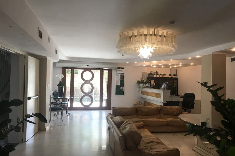 Hotel Albatros