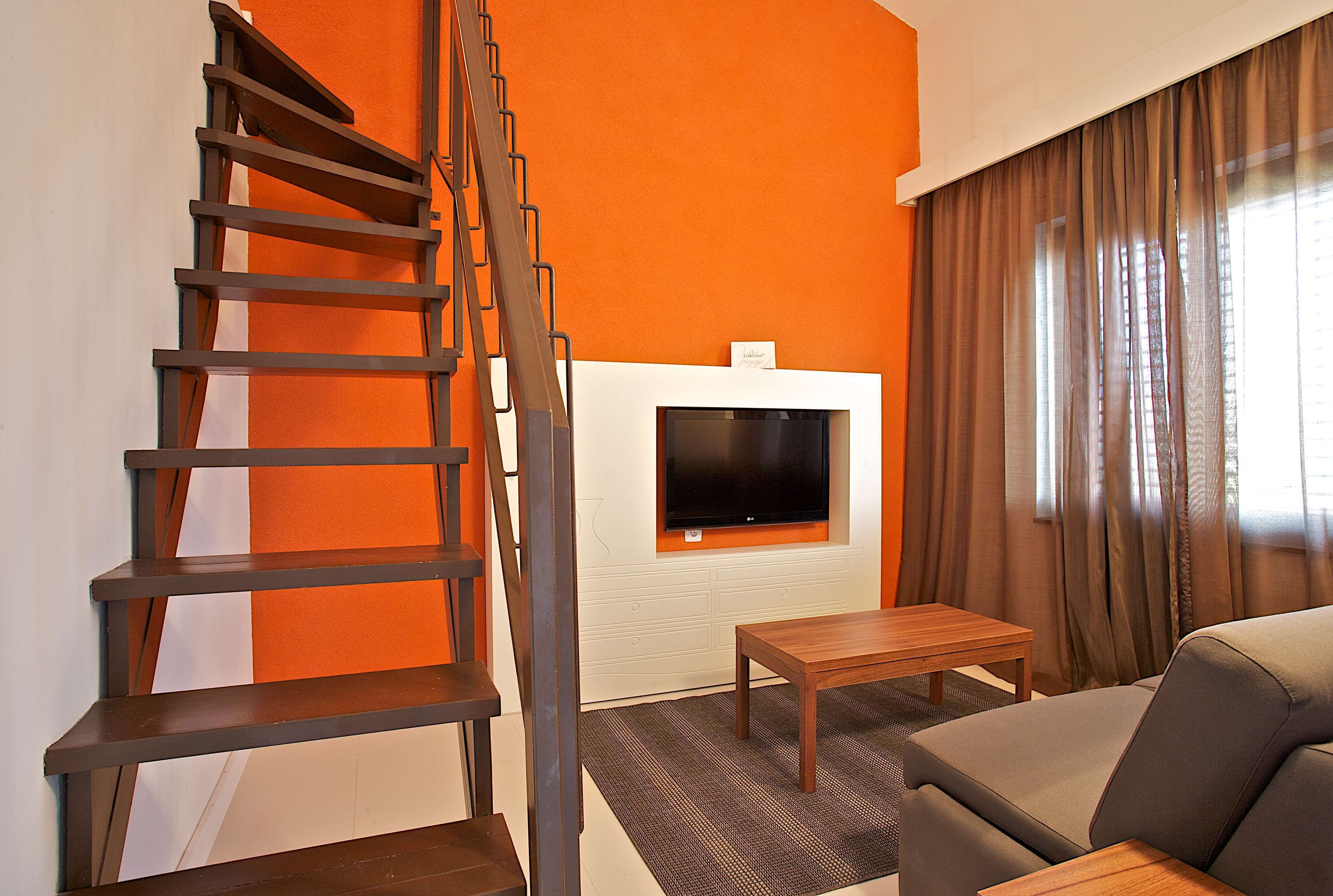 1 bedroom, in-room safe, desk, laptop workspace