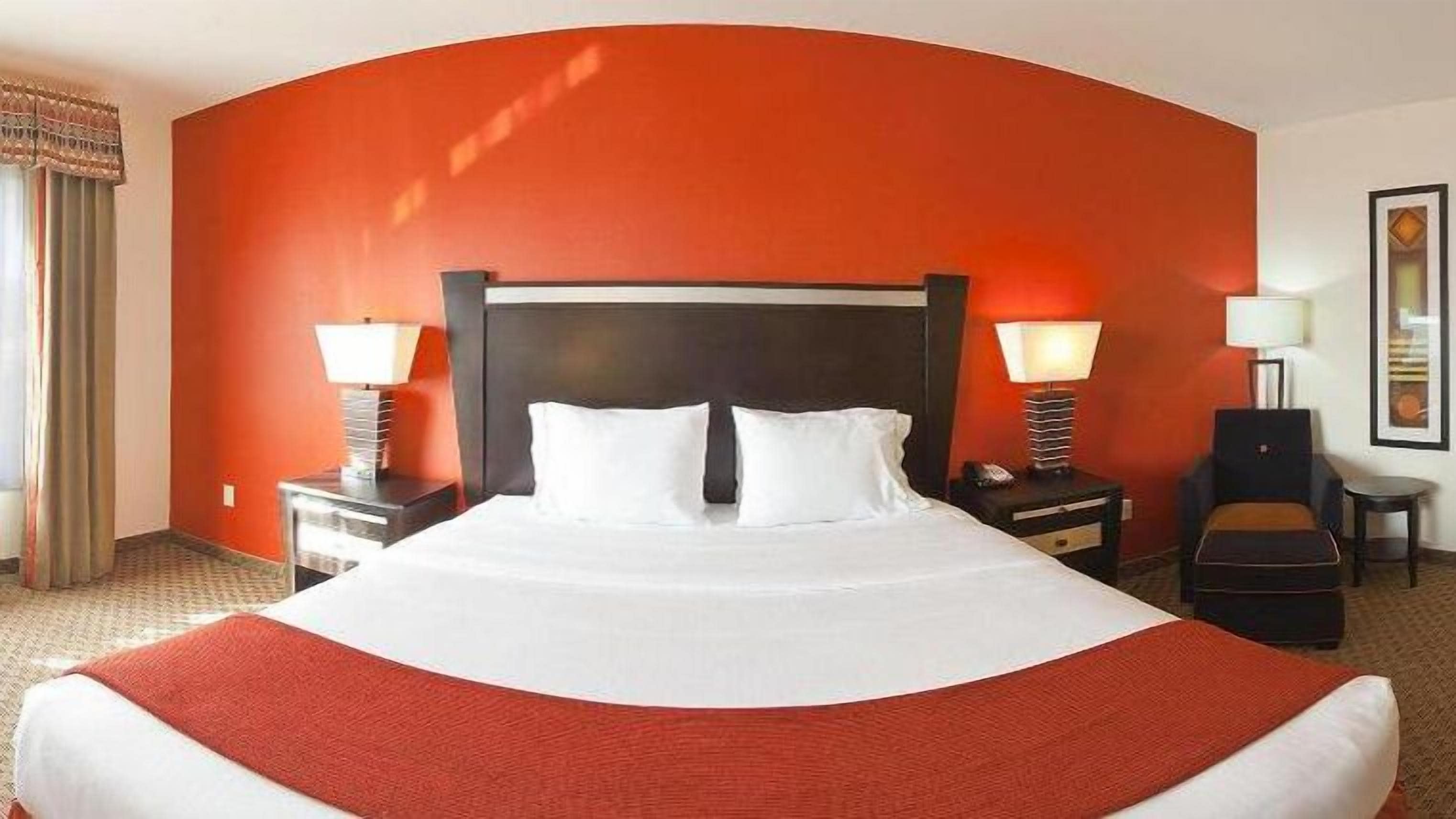 1 bedroom, in-room safe, desk, iron/ironing board